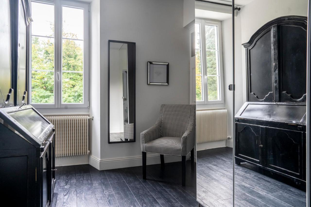 Chateau Des Ayes - Chambres & Suites Saint-Étienne-de-Saint-Geoirs Kültér fotó